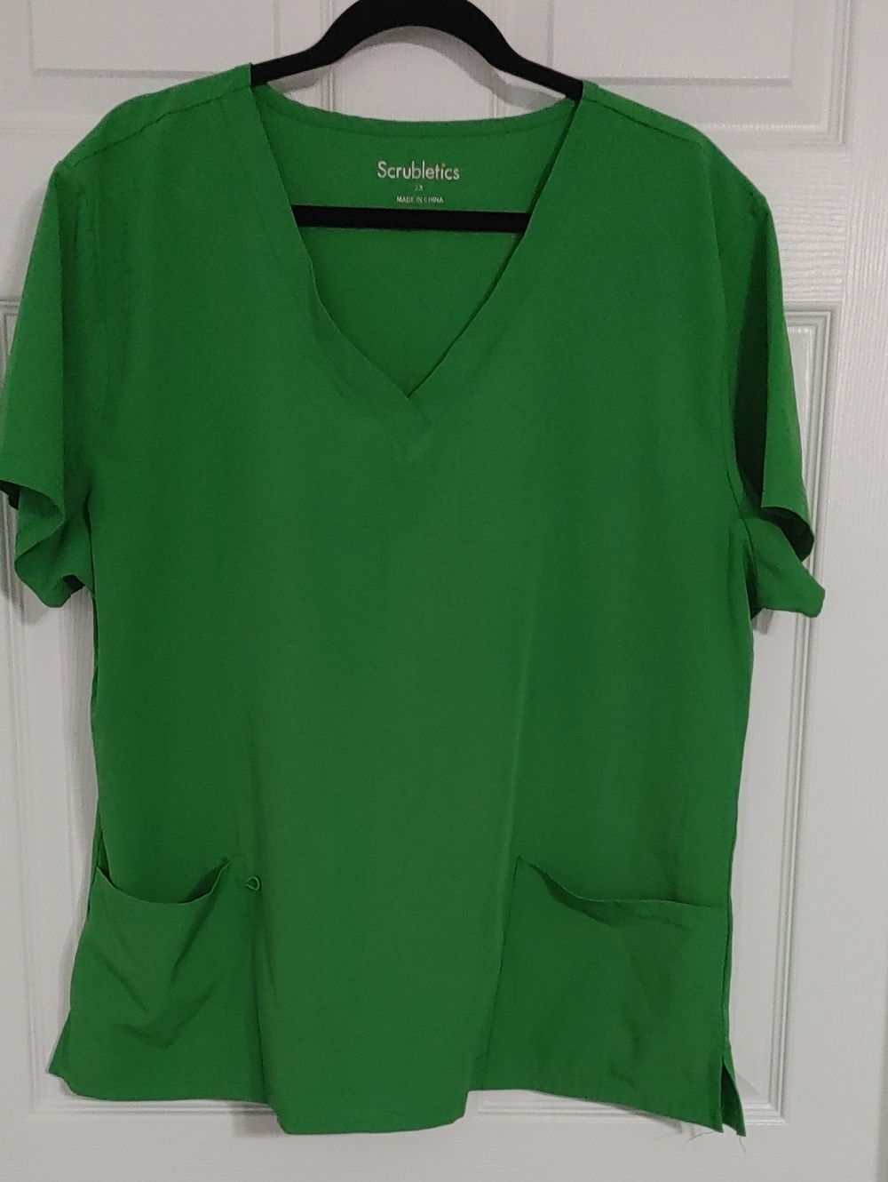 Scrubletics V-Neck Medical Scrub Top in Bright Green 2 Pockets